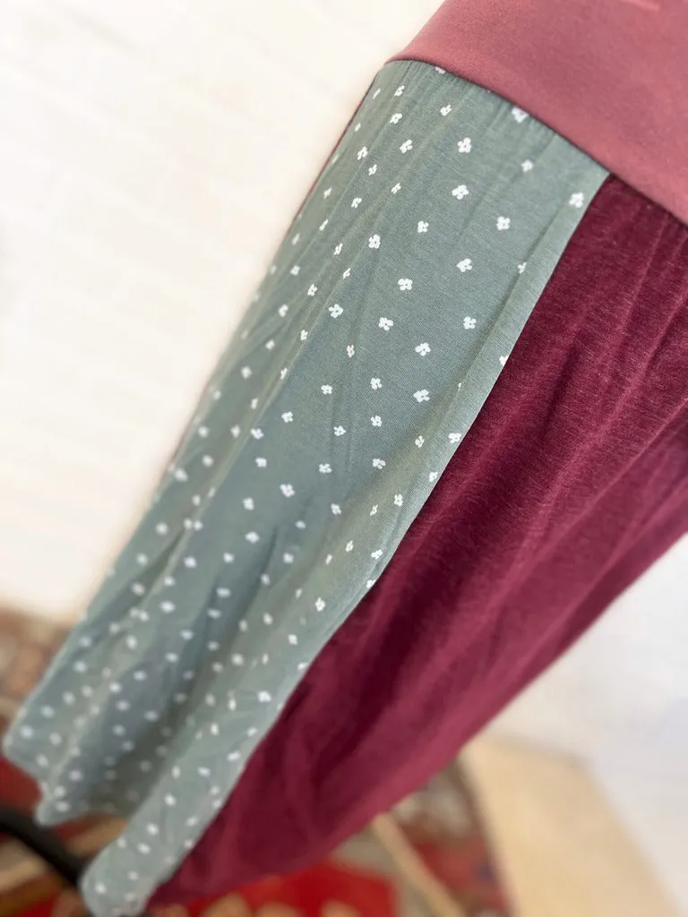 Mauve Slate Abstract Funky Knit Skirt